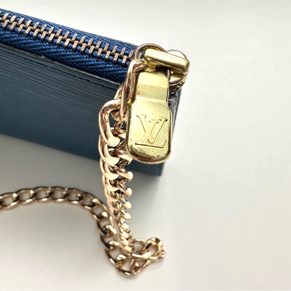 LV blue epi pochette accessories with LV dust bag - Picture 5 of 12